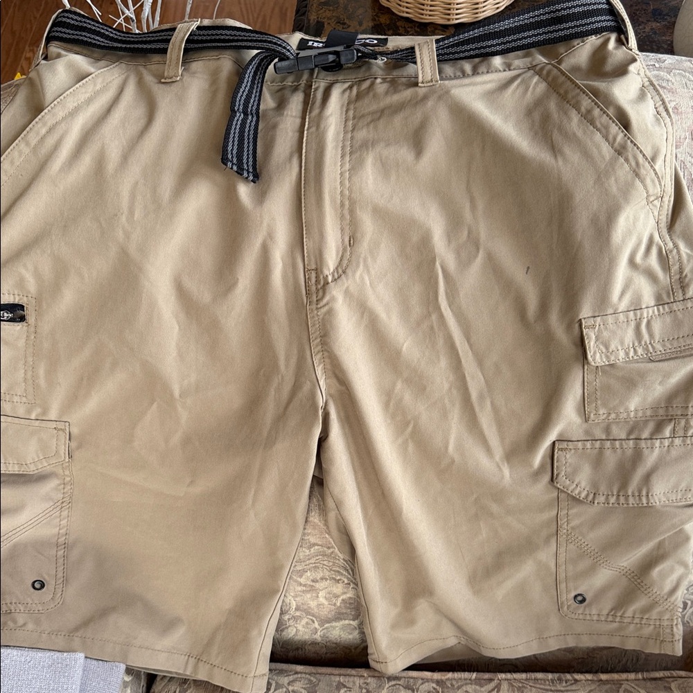 Men's Tan Cargo Shorts with Belt